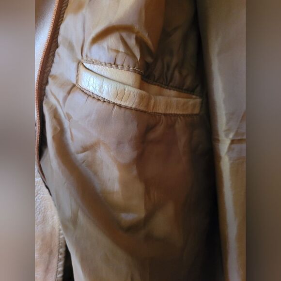 Vintage Men's Leather Coat - Picture 10 of 11